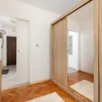 アパート Przytulny & Jasny W Centrum Katowic By Renters *