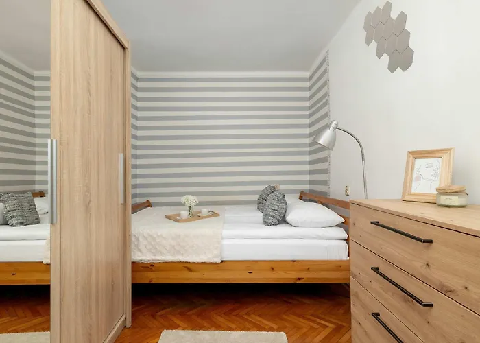 Przytulny & Jasny W Centrum Katowic By Renters Apartman *